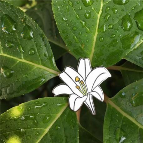     Lily Flower Pin